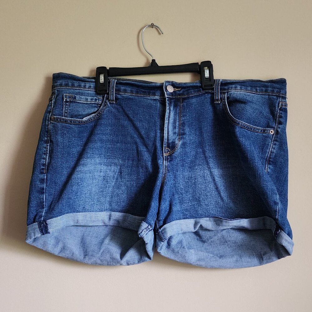 Old Navy Boyfriend Shorts Blue Jeans Size 16